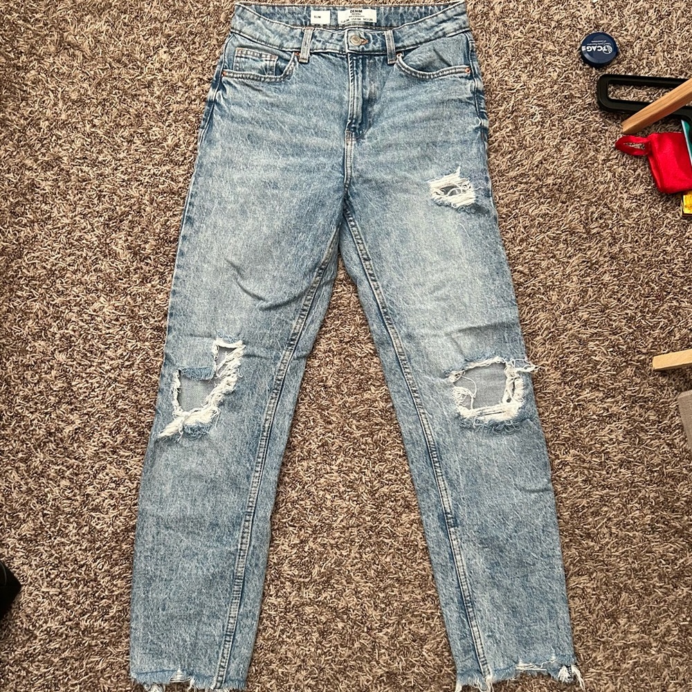 Bershka Light Blue Distressed Ankle Jeans